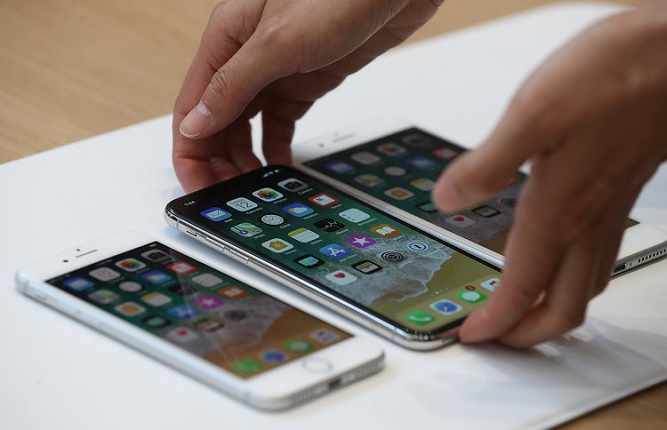 iphone-xs-2.jpg