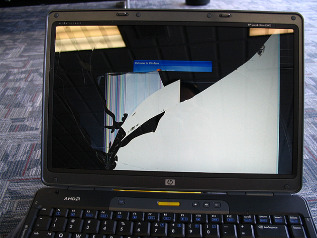 LAPTOP-P-06.png