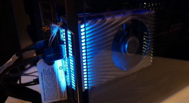 Intel-Xe-DG-2.png