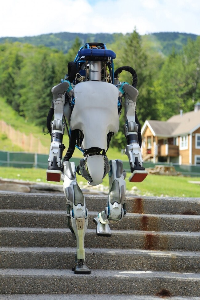spotrobot1.jpg