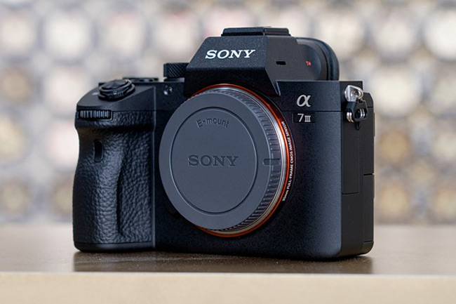 a7-iii.jpg