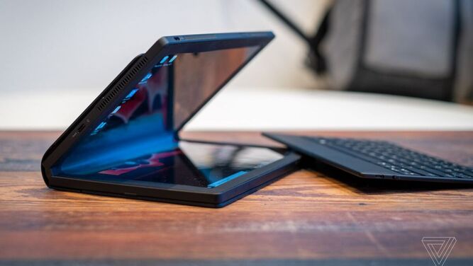 معرفی و قیمت thinkpad x1 fold لنوو