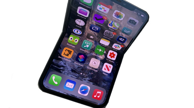 Foldable-iPhone-xl.jpg