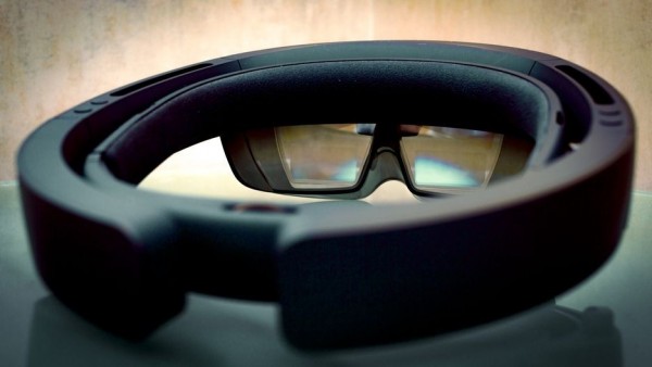 microsoft-msft-hololens-8808