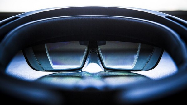 microsoft-msft-hololens-8825