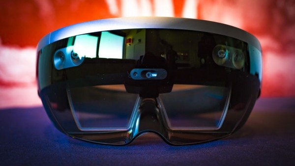 microsoft-msft-hololens-8870