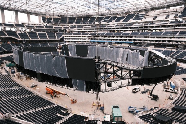 SoFi-Stadium-VideoboardSamsung-LED-Displays-1