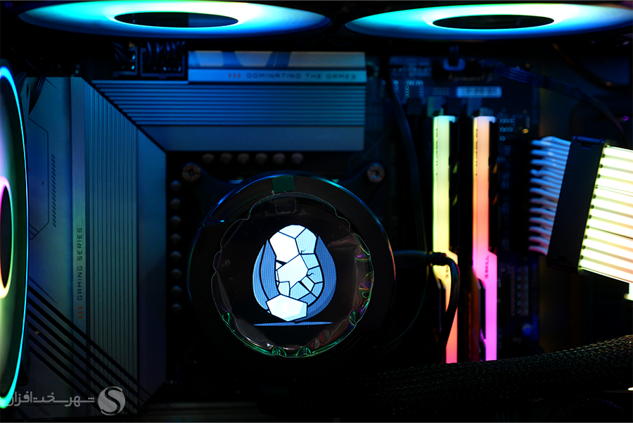 Gigabyte-Aorus-WaterForce-X360-x900-29