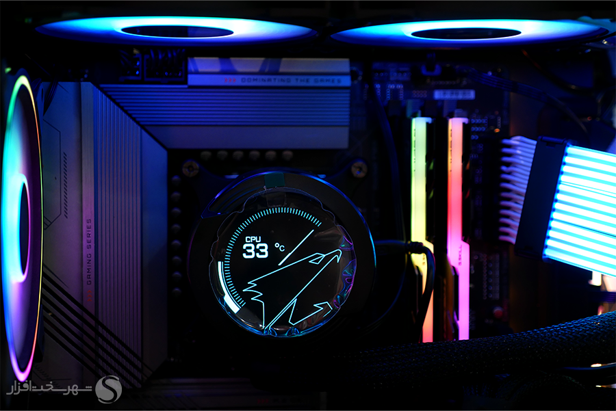 Gigabyte-Aorus-WaterForce-X360-x900-31