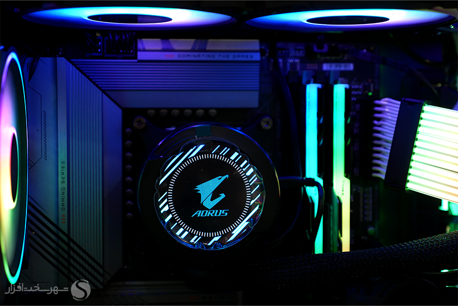 Gigabyte-Aorus-WaterForce-X360-x900-32