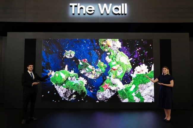 عکسی از مراسم معرفی تلویزیون ماژولار The Wall سامسونگ